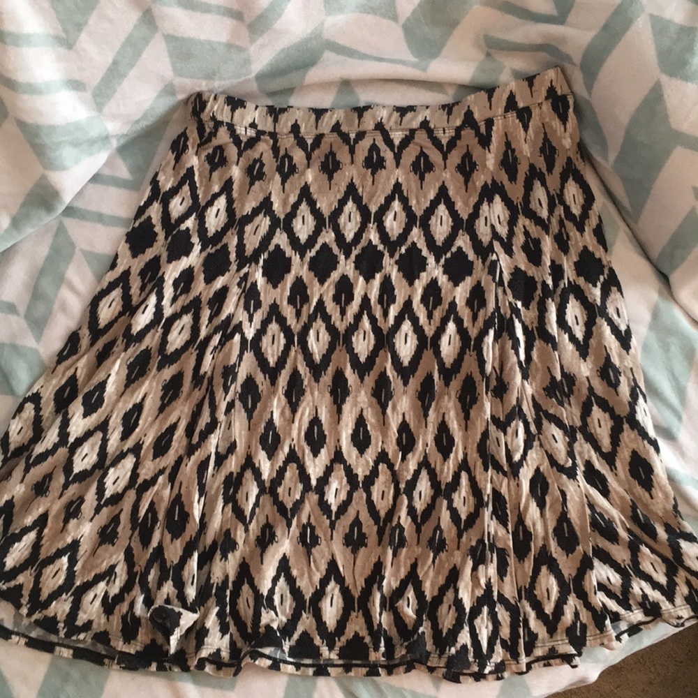 BOGO 50% OFF Max Studio Aztec Patterned Skirt